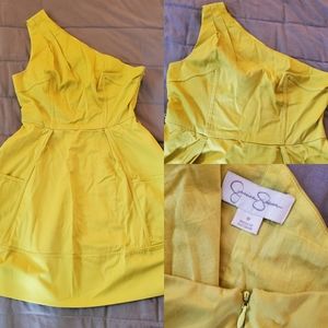 Jessica Simpson, one shoulder dress, green